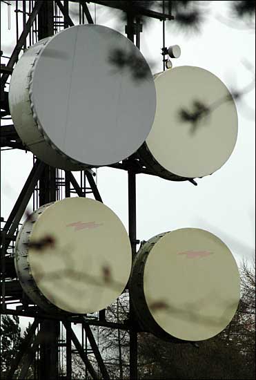 Telecommunication dishes, Bredon Hill, Worcestershire, January 9th, 2005