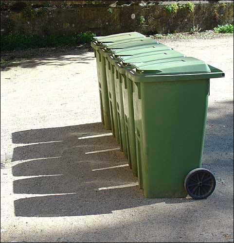 Bins in a row; September 1st, 2004